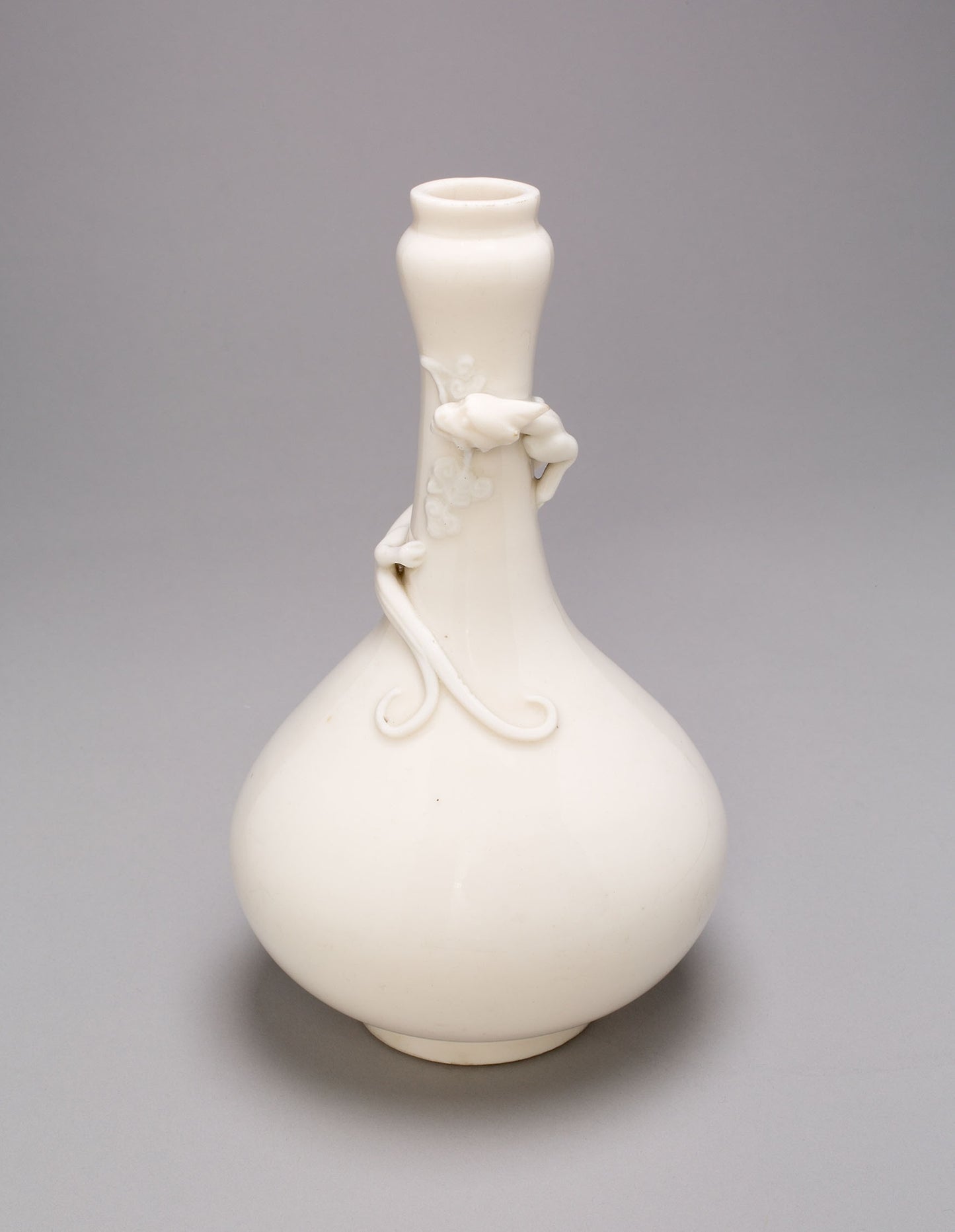 Bottle-Shaped Vase with a Lizard -  China,  Poster Print Wall Art