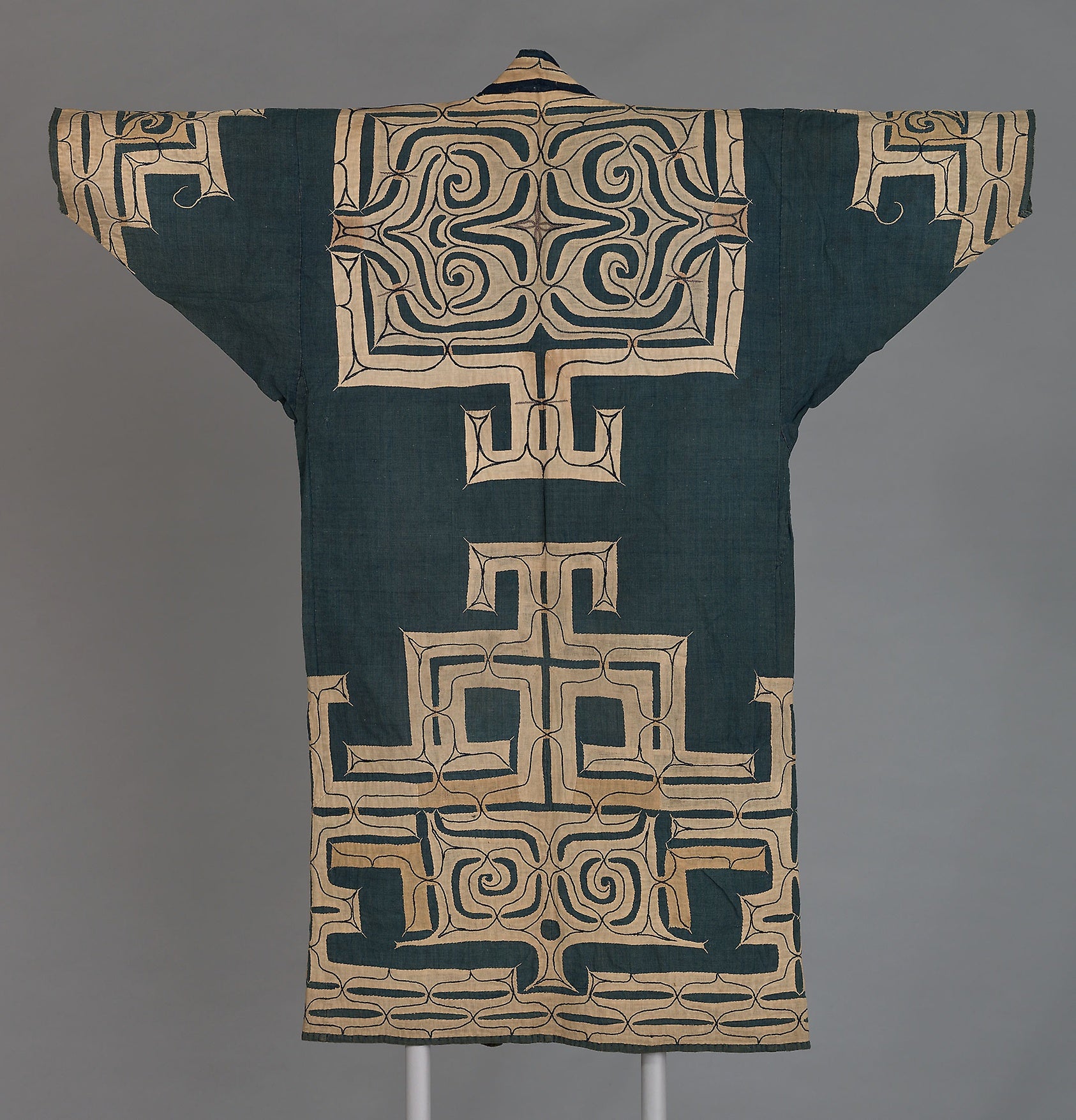 Robe: Ainu,16x12"(A3) Poster