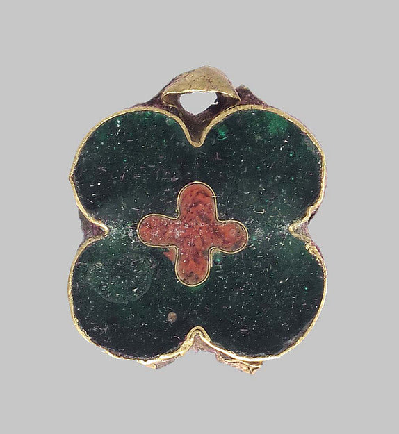 :Fragment of a Flower 11th century-16x12