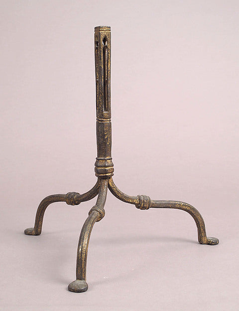 :Tripod 15th century-16x12"(A3) Poster