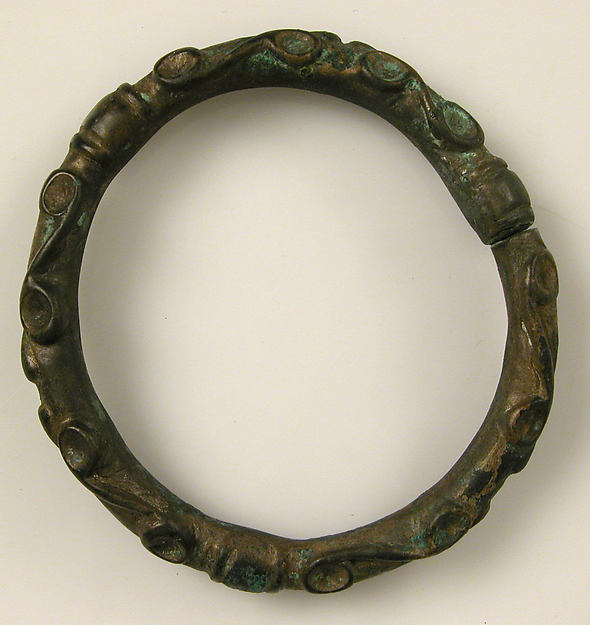 :Bracelet with Spiral Designs 2nd century B.C.-16x12"(A3) Poster