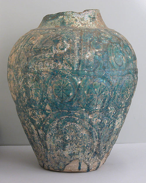 :Jar 12th century-16x12