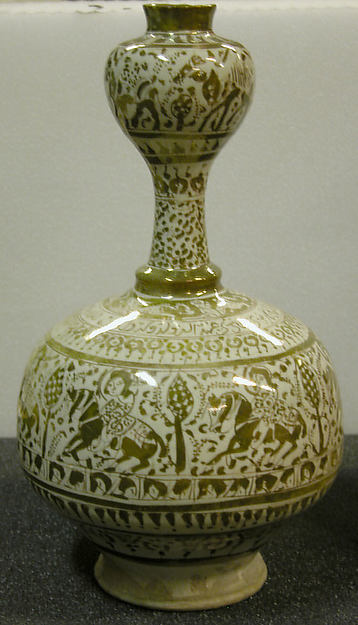 :Bottle 12th century-16x12