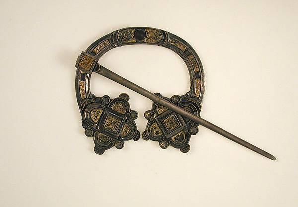 :Brooch from Kilmainham early 20th century -16x12"(A3) Poster